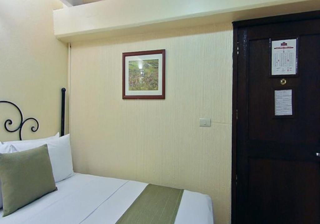 Hotel Mision ג'אלאפה מראה חיצוני תמונה