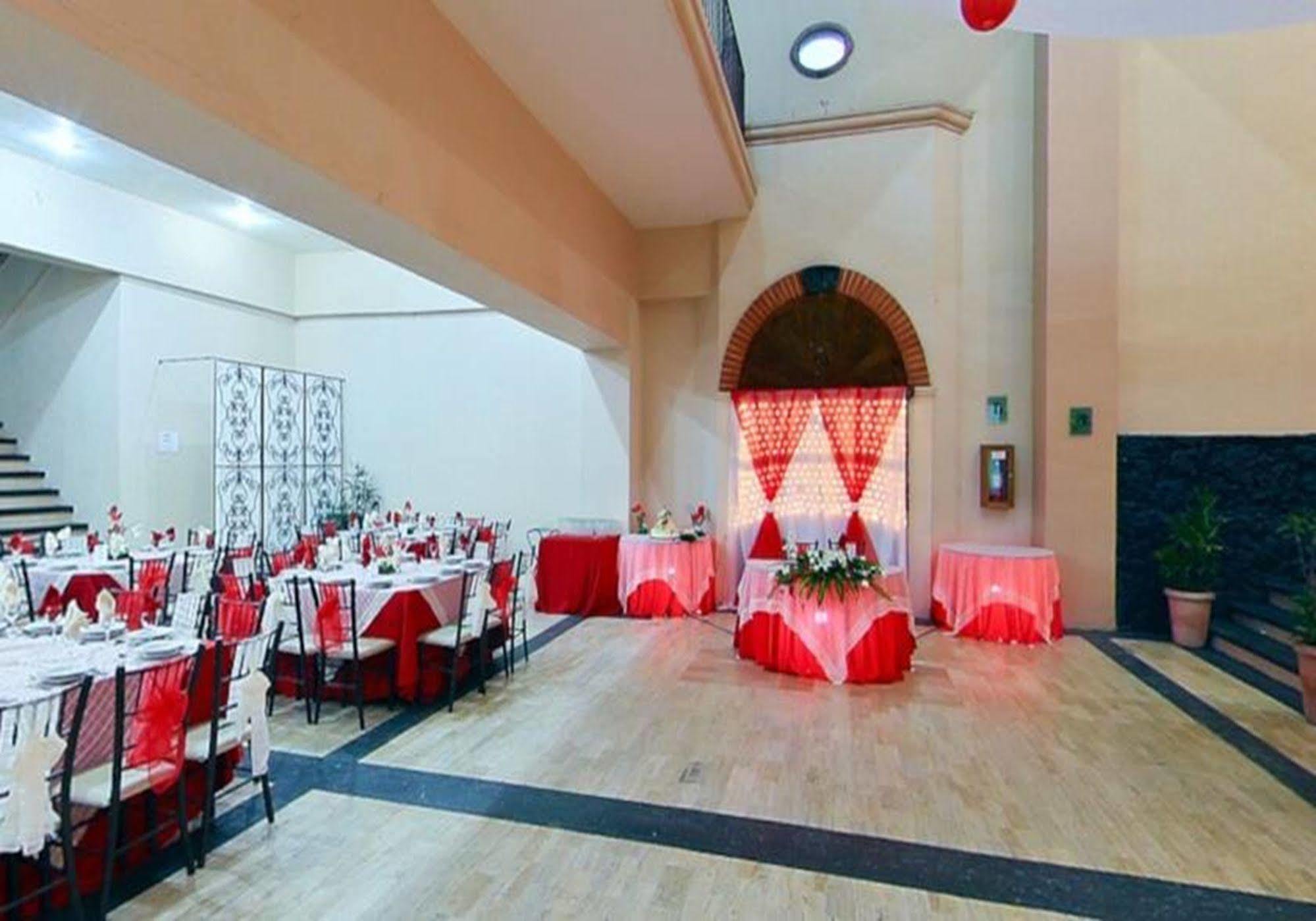Hotel Mision ג'אלאפה מראה חיצוני תמונה